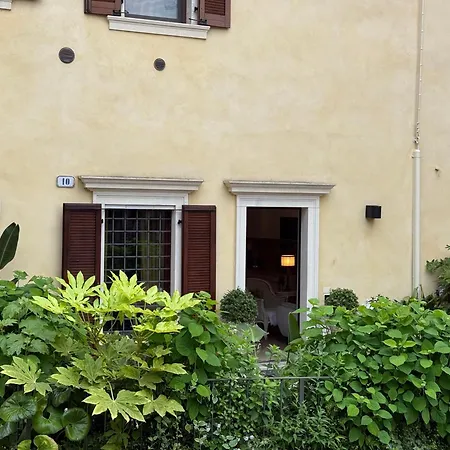 Dolce Santo Stefano