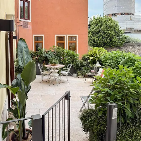 La Dolce Santo Stefano Elegant With Private Terrace * Verona