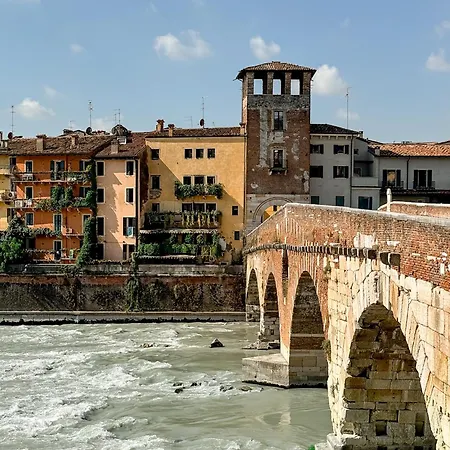 Appartement La Dolce Boutique Elegant Terrace Ponte Pietra *